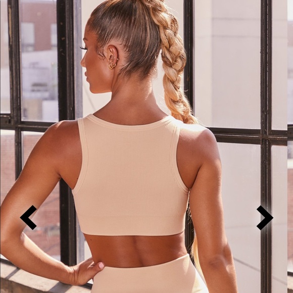 Bo + Tee Crop Top - Picture 3 of 3